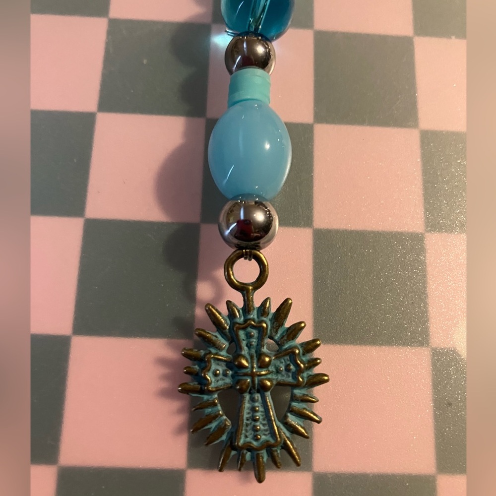 Cross Keychain - Picture 3 of 5